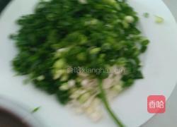 皮蛋拌豆腐的做法图解3
