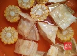榴莲龙骨玉米清补汤的做法图解1