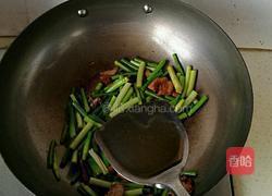 蒜苔炒肉的做法图解6