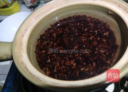 紫米虾仁炒菠萝饭的做法图解2