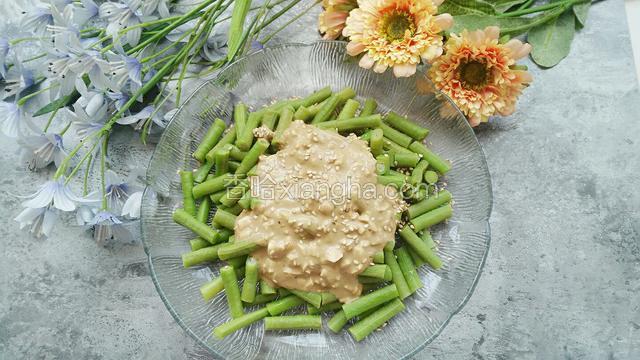 凉拌麻汁豆角