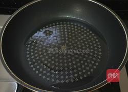 槐花煎蛋的做法图解5