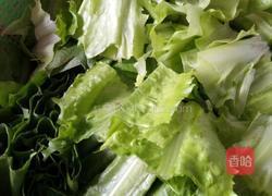 素炒油麦菜的做法图解1