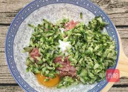 槐花猪肉馅的做法图解4