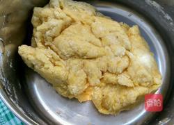 豆沙面包的做法图解2