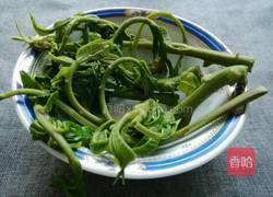 爆腌香椿的做法图解5