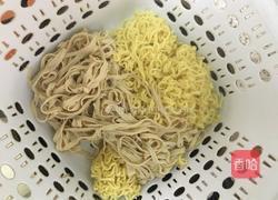 炒方便面的做法图解4