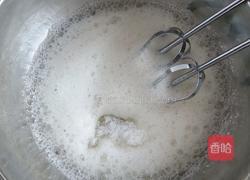 8寸戚风蛋糕的做法图解2