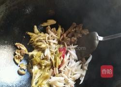 酸菜烧鸡的做法图解5