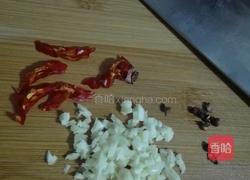 凉拌爽口莴苣丝的做法图解4