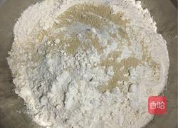 豆沙画卷的做法图解1