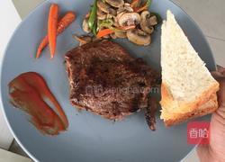 牛排全麦面包早餐组合的做法图解3