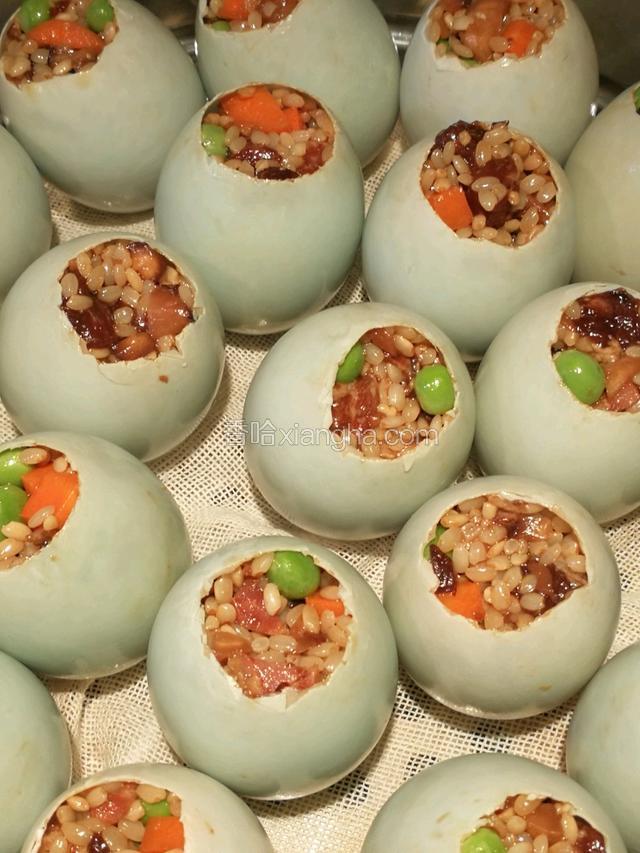 灌好材料的状态。