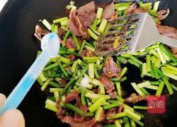 蒜苗鸡胗小炒的做法图解9