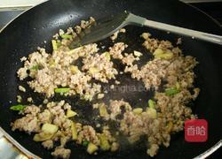 肉末炒大白菜的做法图解5