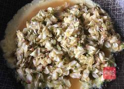 槐花炒鸡蛋的做法图解4