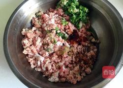 猪肉芹菜馅儿的做法图解4