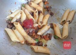 牛肉通心粉的做法图解7