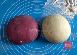 双色小馒头的做法图解7