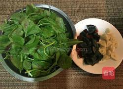 苋菜煮皮蛋的做法图解2