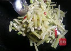 泡椒牛皮菜炒蚕豆的做法图解7