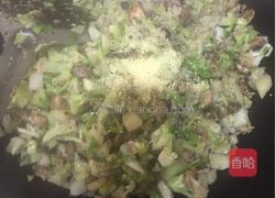 土豆，包菜，肉沫，蘑菇，花菜包子馅的做法图解9