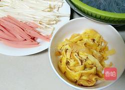 五彩菠菜烩的做法图解5