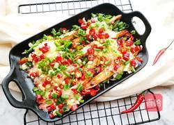 「Cathy边吃边营养」蒜蓉粉丝蒸大虾的做法图解16