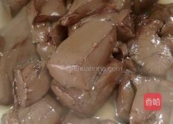 猪血炒韭菜的做法图解6