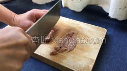 青椒肉丝面的做法图解1