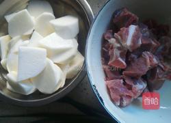 排骨炖山药的做法图解1