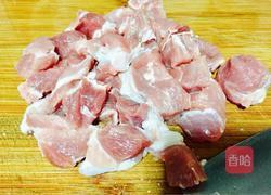 石斛花旗参炖瘦肉的做法图解4