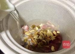 石斛花旗参炖瘦肉的做法图解5