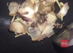 腊肉炒韭菜苔的做法图解3