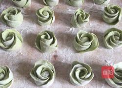 绿玫瑰花卷的做法图解12