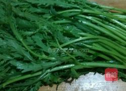 炒茼蒿的做法图解1