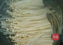拌金针菇的做法图解3