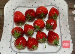 草莓紫薯椰蓉球的做法图解3