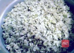 蒸槐花的做法图解5