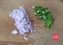 米饭鸡蛋饼的做法图解1