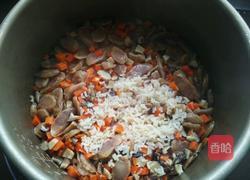 香肠焖饭的做法图解11