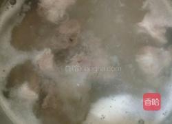 虫草花骨头汤的做法图解1