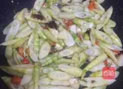 油爆春笋的做法图解10