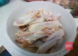 红烧卤鸭翅膀的做法图解1