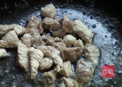 榨菜炒肉丝的做法图解3