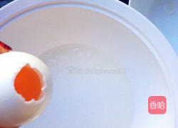 咸鸭蛋糯米饭的做法图解1