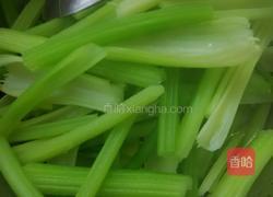 芹菜肉馅锅贴的做法图解11