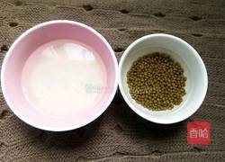 桂圆莲子粥的做法图解2