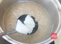 桂圆莲子粥的做法图解5