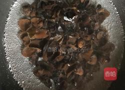 凉拌鸡胸的做法图解1